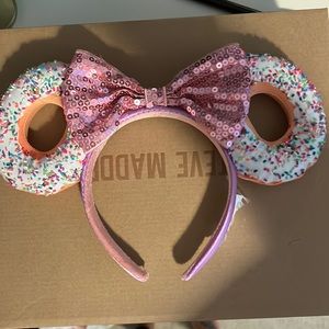 Disney Ears 🍩